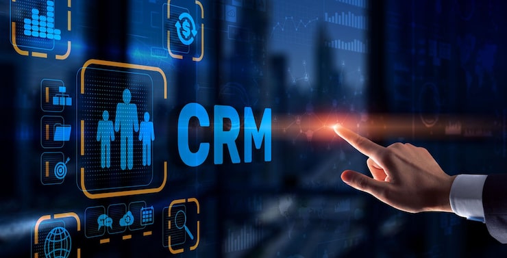 تصویر شاخص مقاله مقایسه داینامیکس با CRM ایرانی